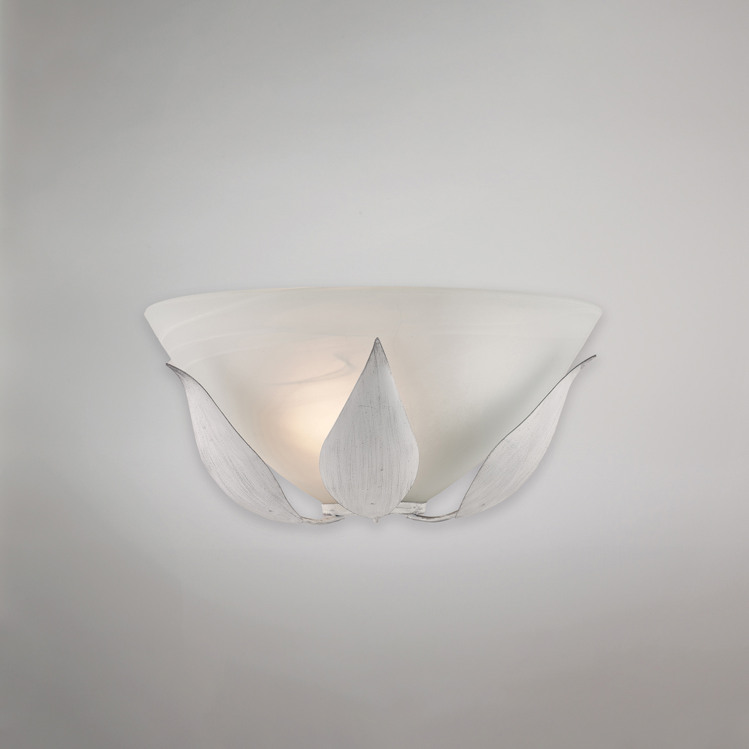 Applique Classica Esse 1 Luce Ferro Battuto E Vetro Bianco E Argento BL313-AP1-BA