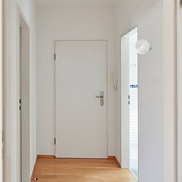 Applique Contemporanea Olaf Metallo Cromo Bianco 1 Luce E14