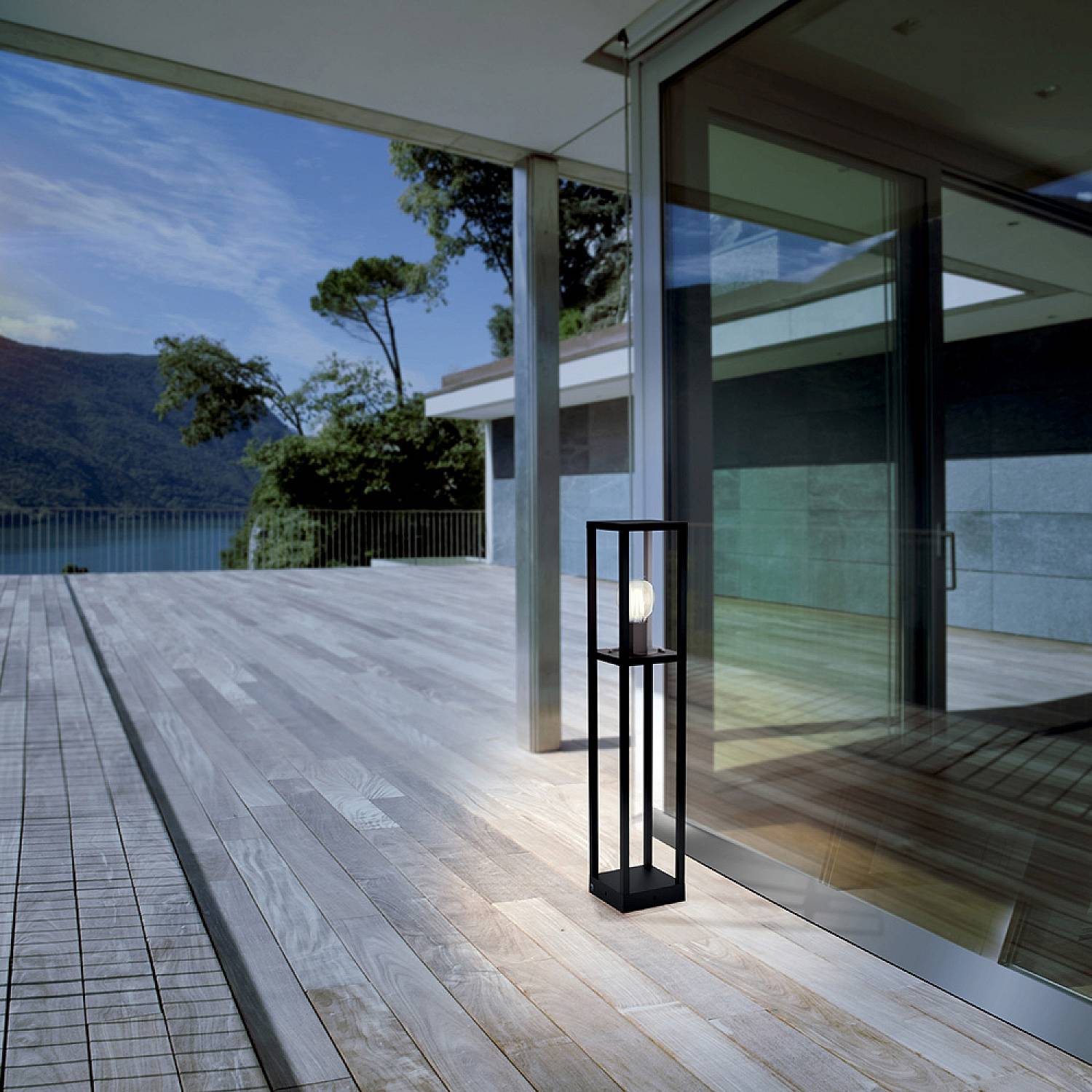 Piantana Esterno Contemporaneo Cascinetta Alluminio Nero Vetro Bianco 1 Luce E27 98715
