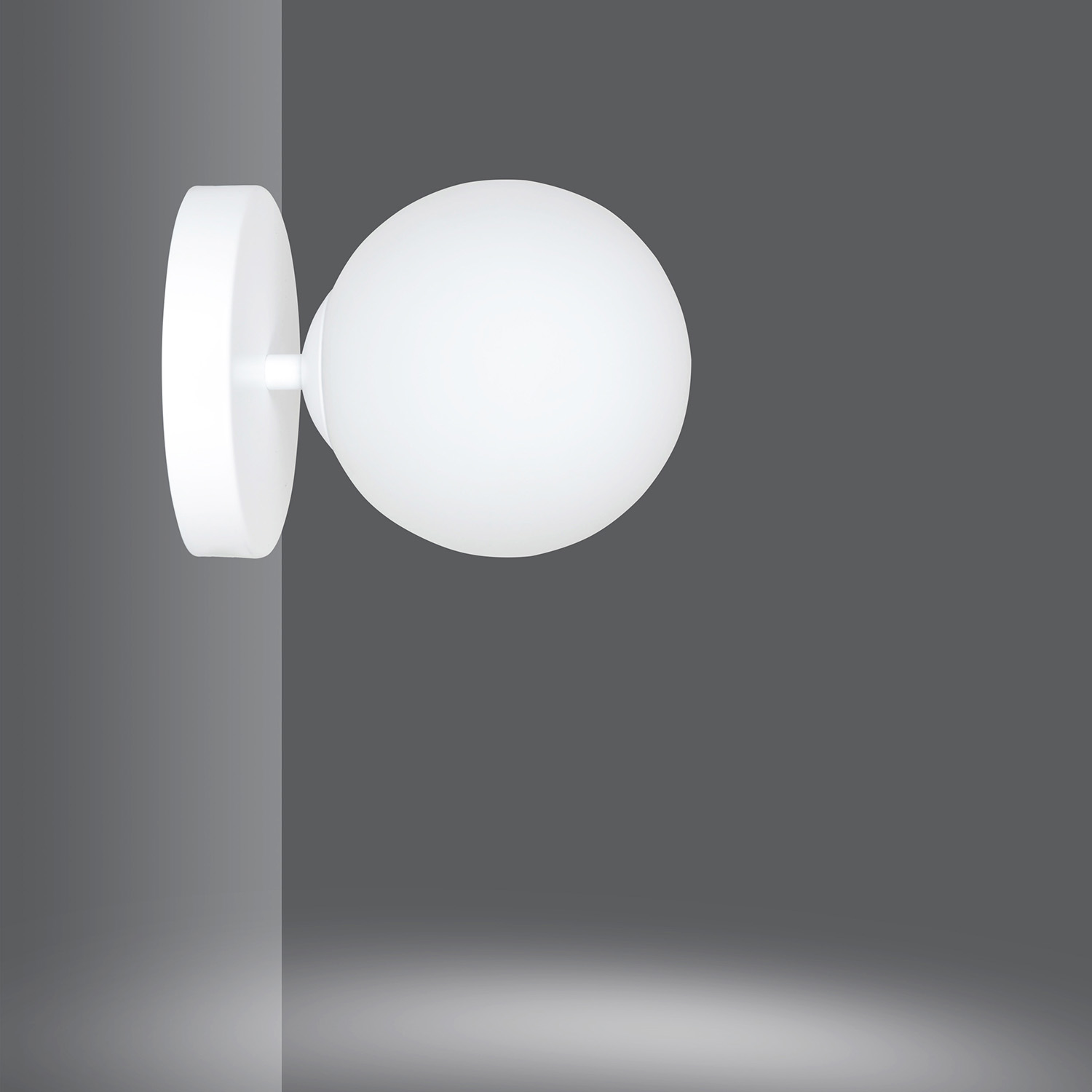Applique 1 Luce Ramachandra Acciaio Bianco A Bracci E Sfera In Vetro Opalino 1031/K1