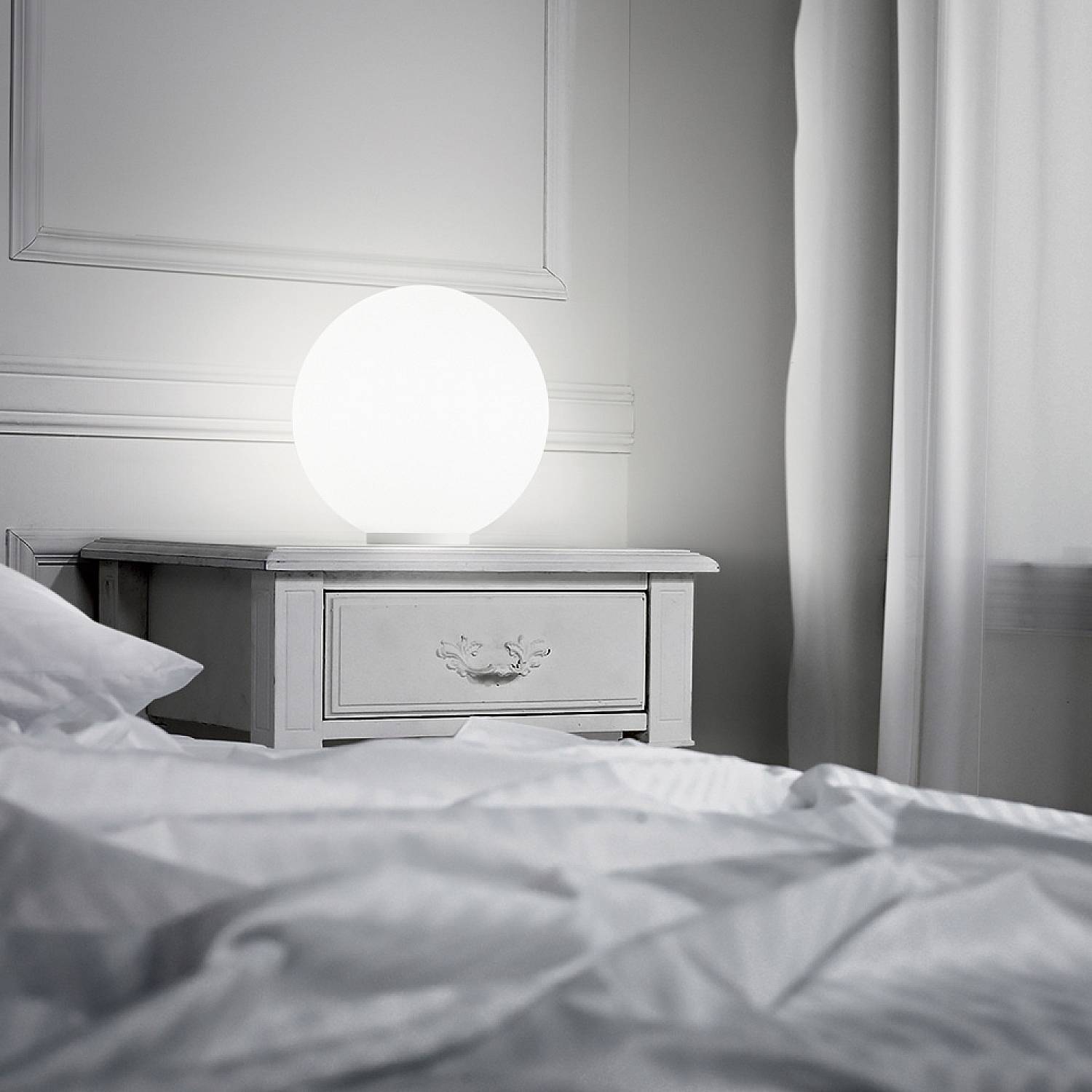 Lampada Da Scrivania-Ufficio Moderna Mapa Vetro Bianco 1 Luce E27 D20Cm 009155