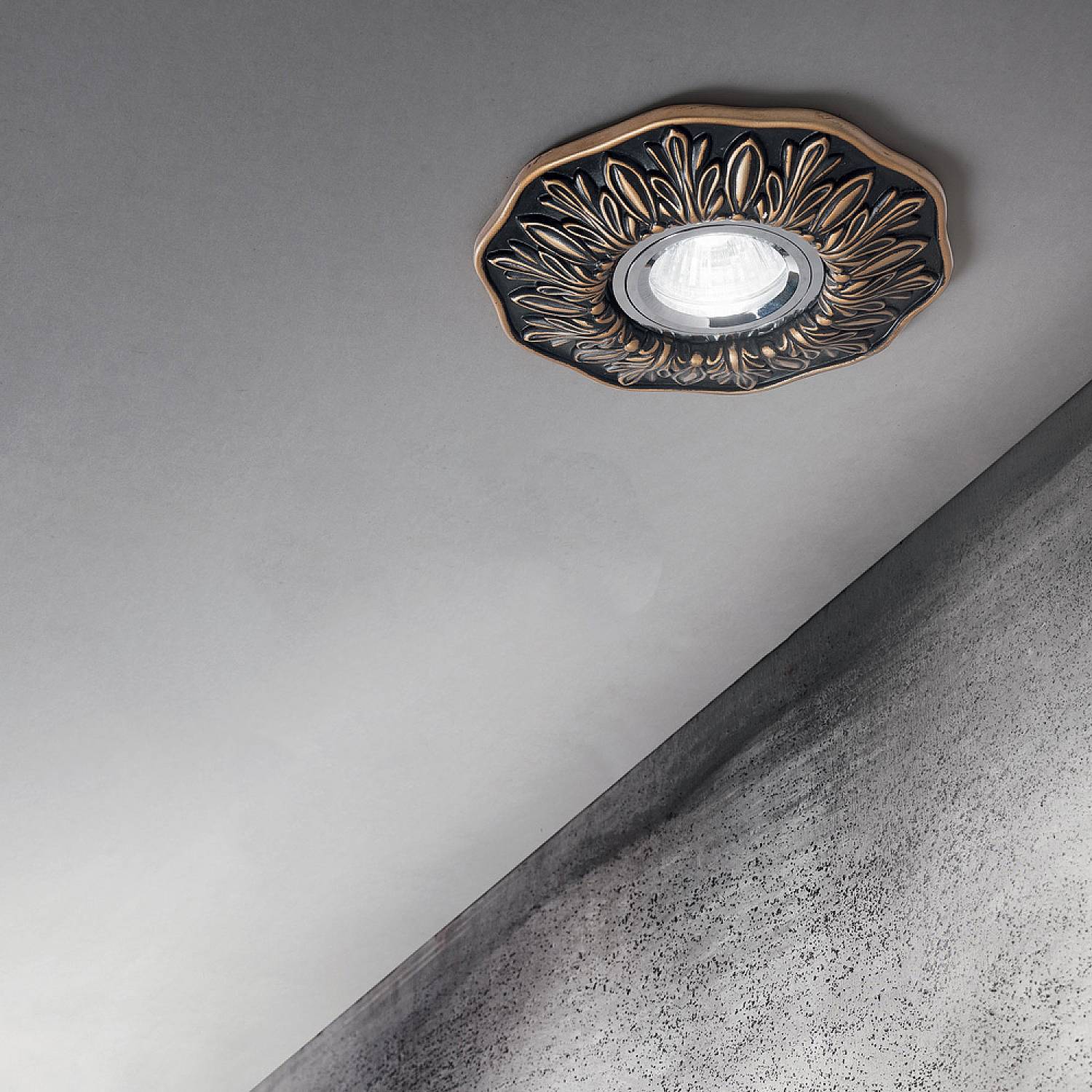 Tecnico Classico Polka Alluminio Ottone Brunito 1 Luce Gu10 115580