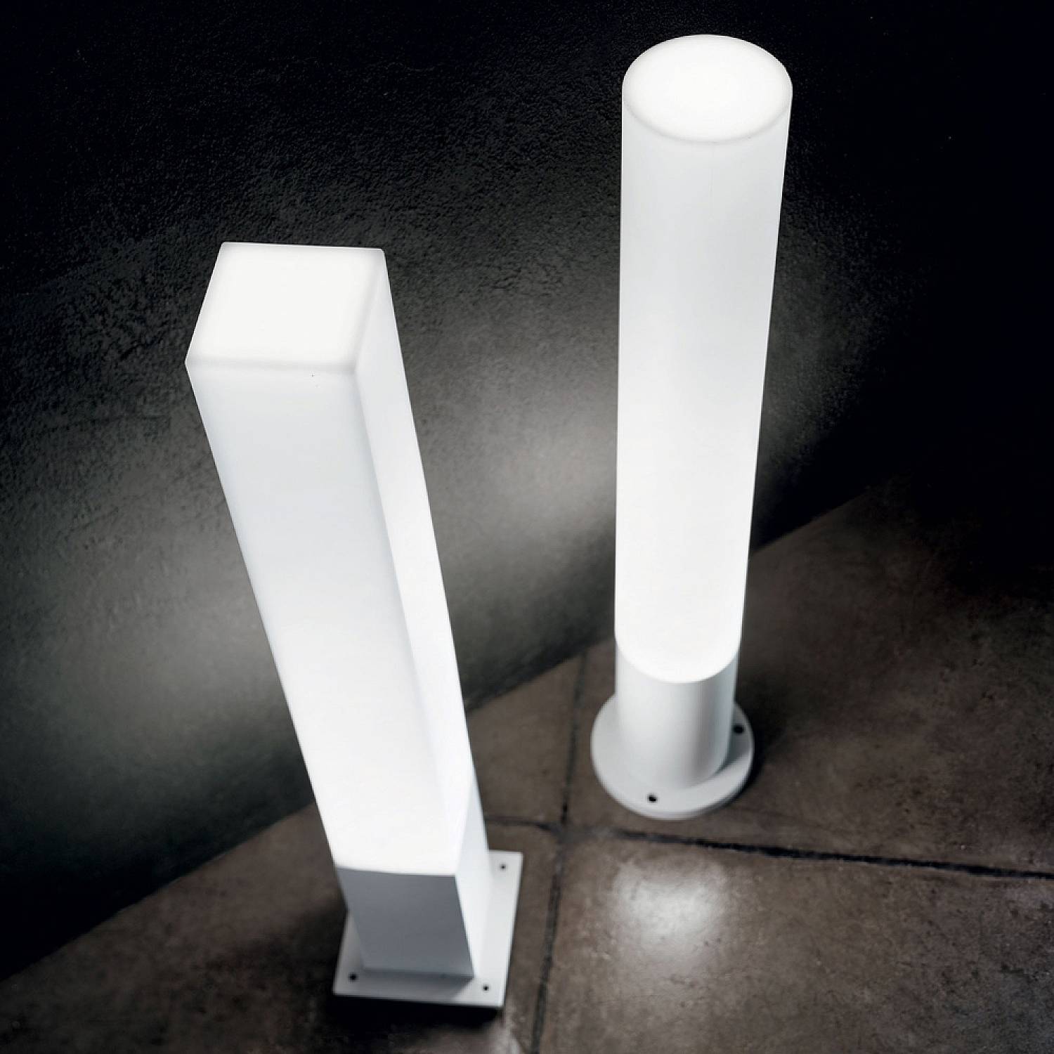 Palo Da Esterno Quadrato Moderno Edo Alluminio-Materie Plastiche Bianco Gx53 142999