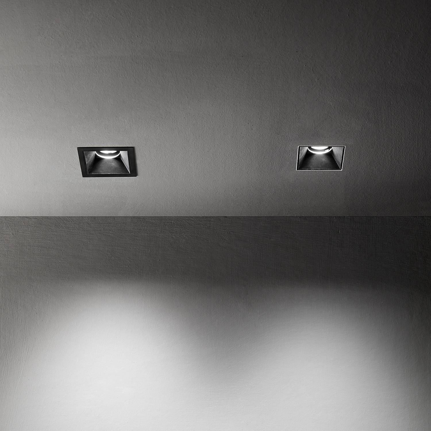 Zeus_Cornice_Senza_Bordo_Quadrata_13W 323558