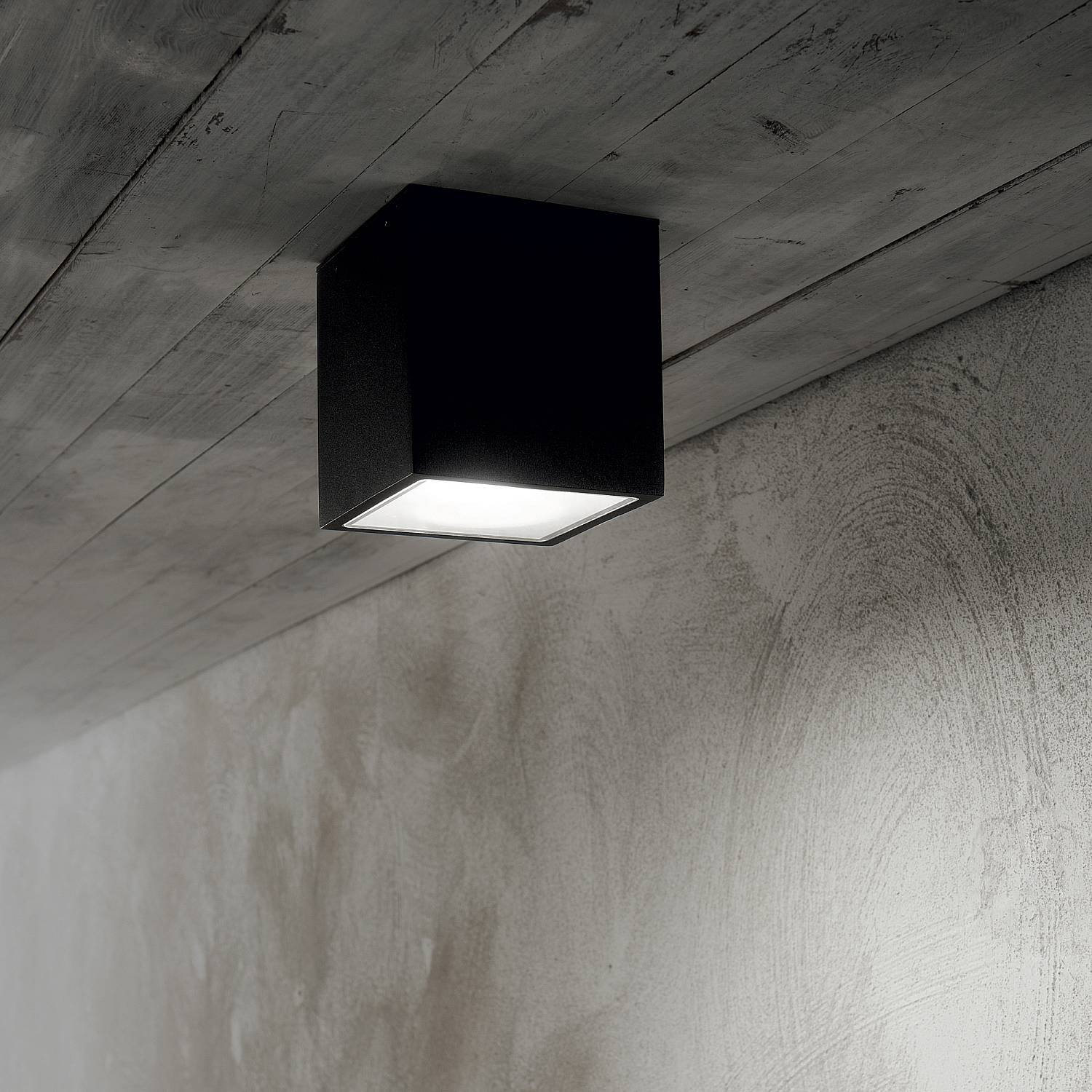 Techo_Pl1_D15_Round_Nero 342719