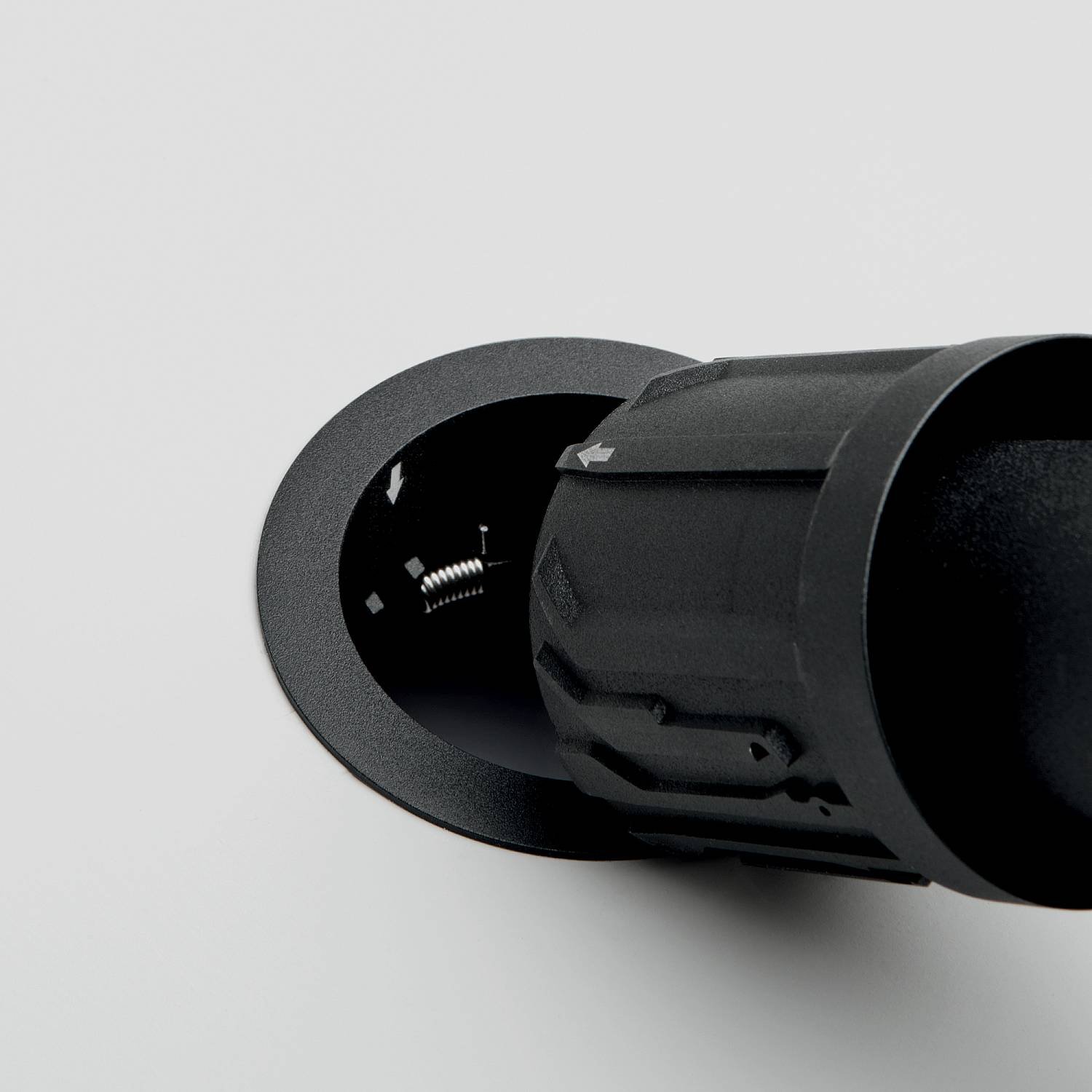 Faretto Ad Incasso Tecnico Beyond 1 Luce Led Integrato Nero 10W Ip20 355979