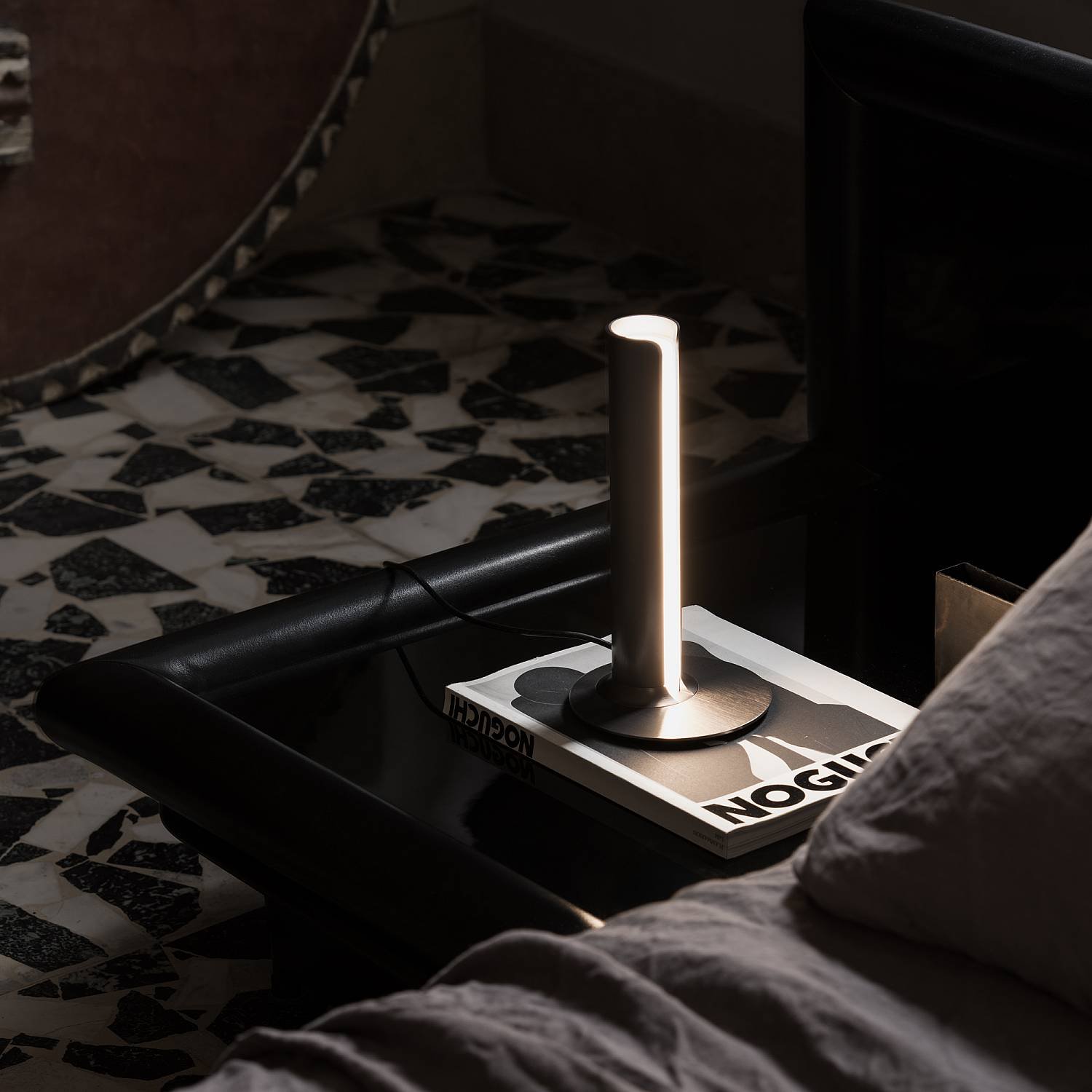 Ideal Lux Lampada da scrivania moderna DORICA 1 luce LED integrato grigio metallo 362564
