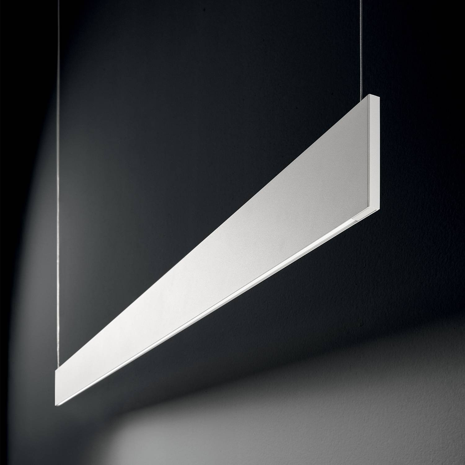 Steel_Sp1_D09_Mono-Emission_Wide_3000K_Bianco 367019