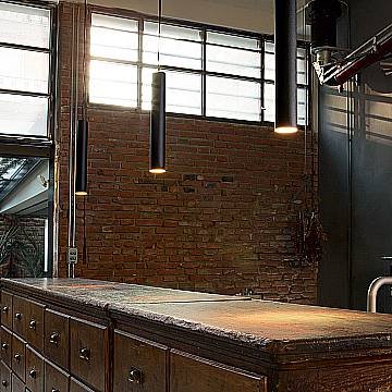 371672