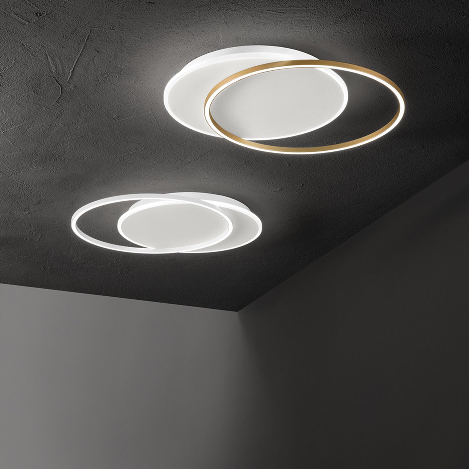 Plafoniera Moderna Orbita Metallo Bianco Oro Led 60W 3000K Dimmerabile Ip20 8195ORLC