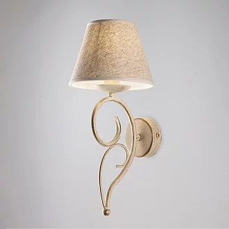 Applique 1 Luce Vienna Ferro Avorio E Oro Con Paralume In Pvc