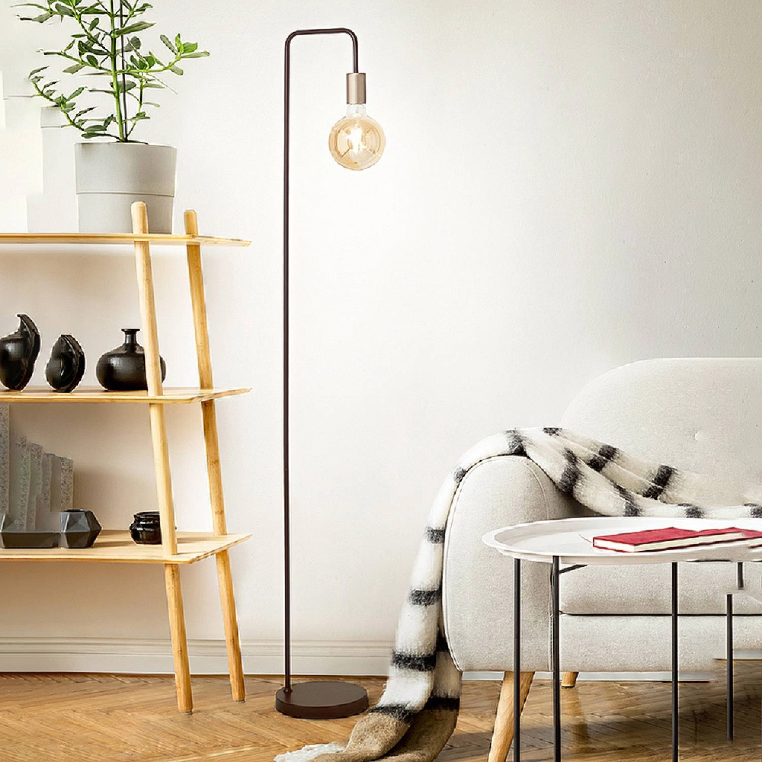 Piantana Industrial-Minimal-Nordico Vector Metallo Nero 1 Luce E27 6605N
