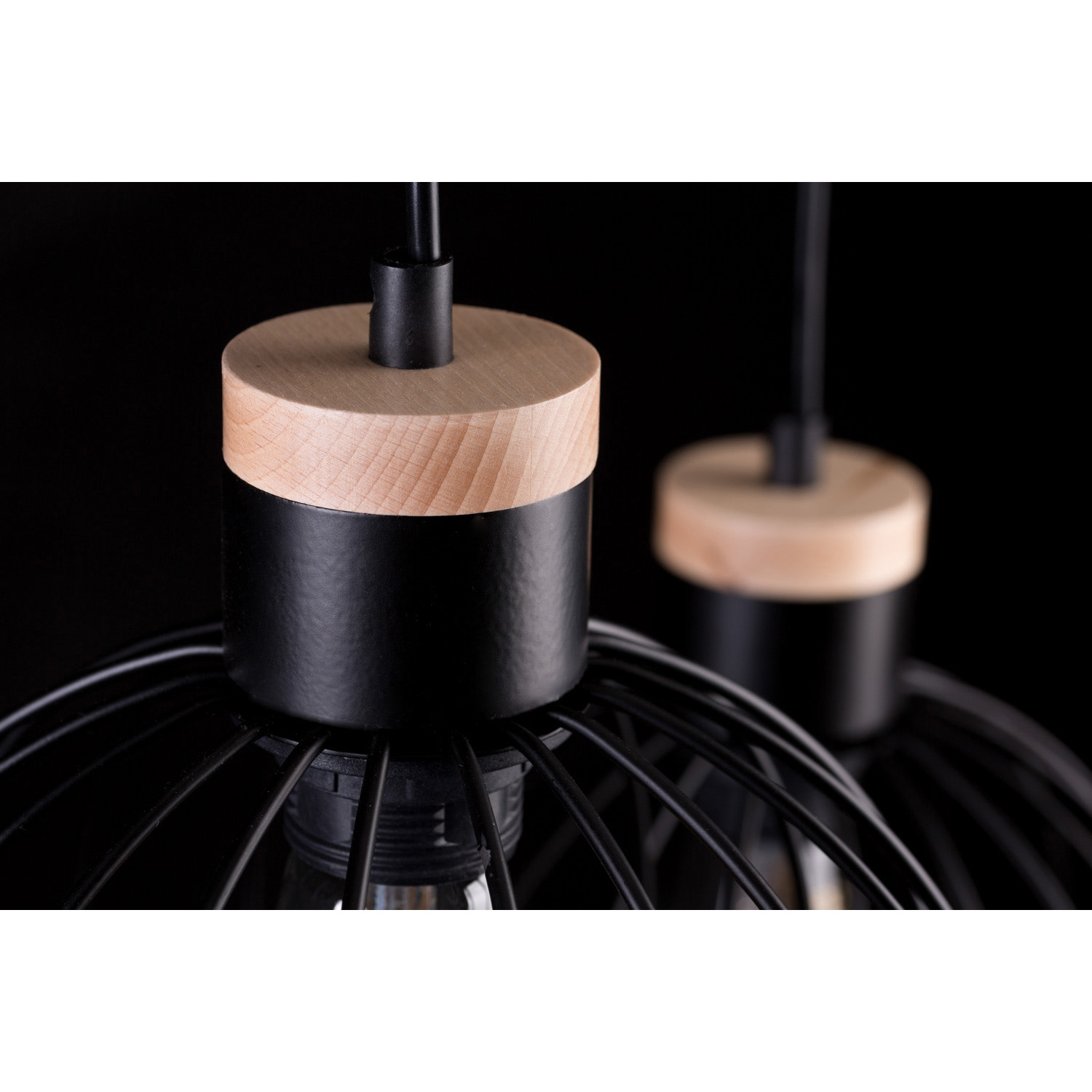 Lampadario 3 Luci Morgana Paralumi A Gabbia In Acciaio Nero E Legno Naturale LA0165-EB-3-NR