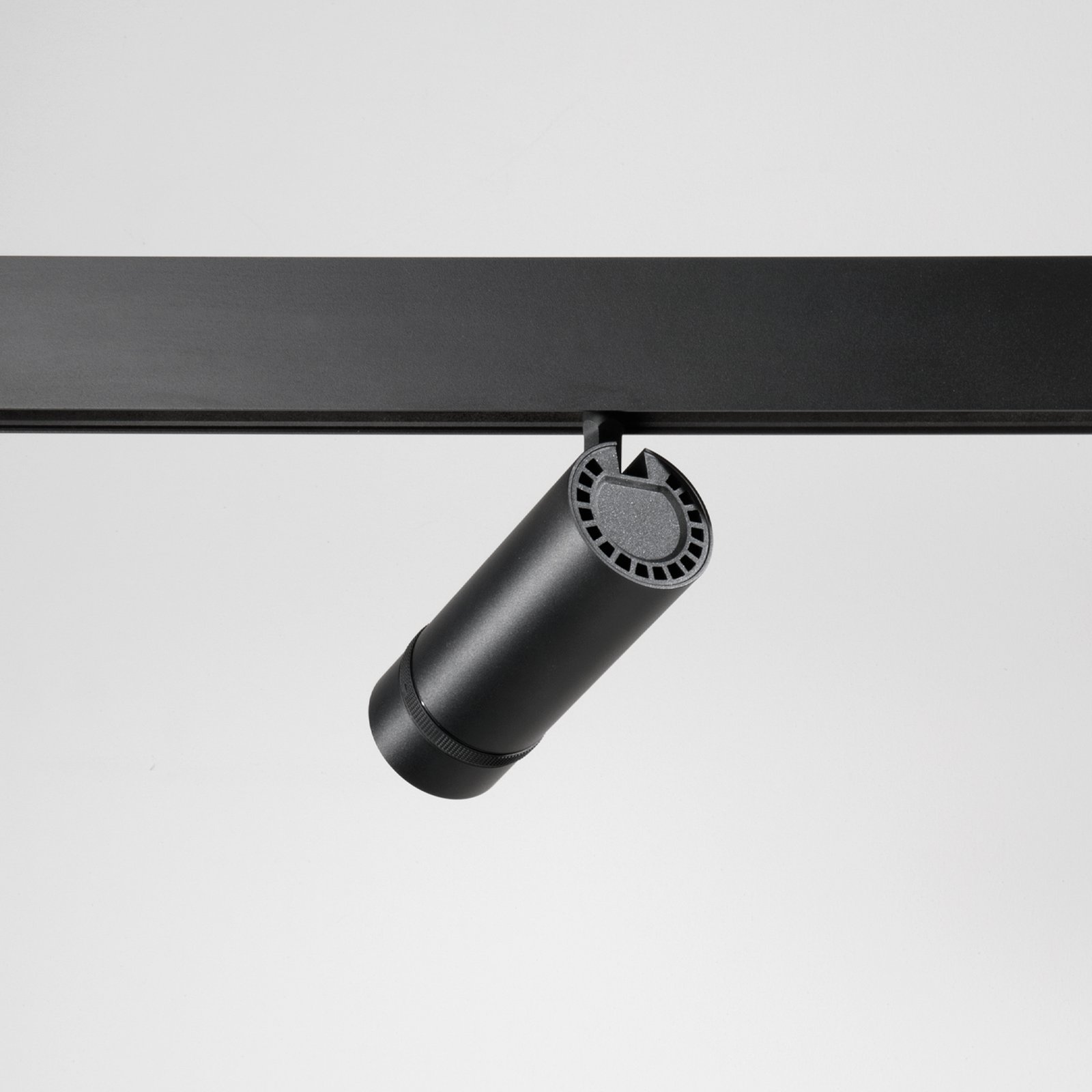 Faretto Per Sistema Lineare Ego Spot Zoom 1 Luce Led Integrato Nero 10W Ip20 330730