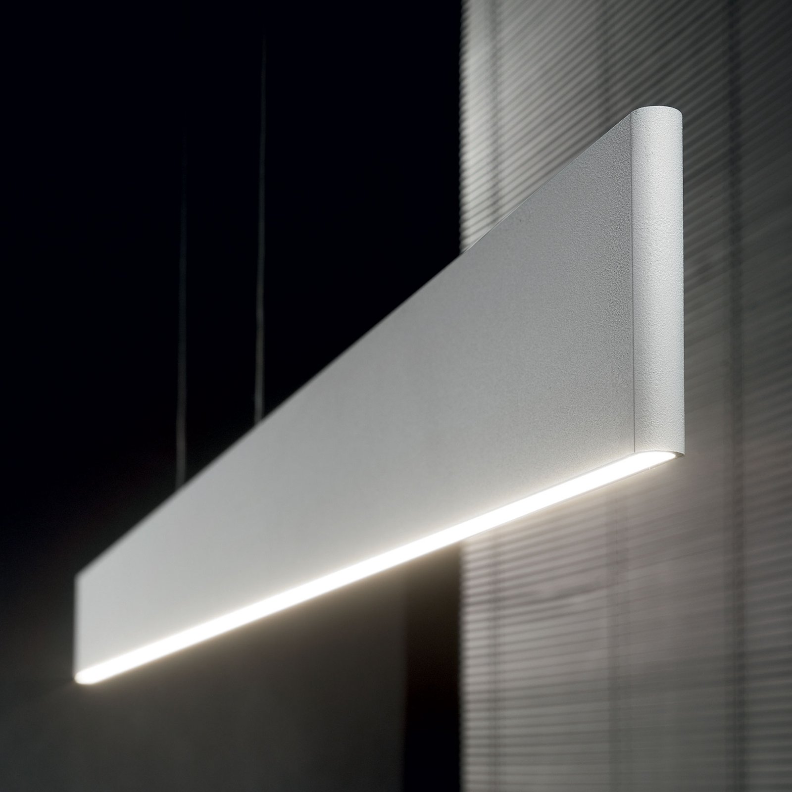 Steel_Sp2_D11_Bi-Emission_Wide_3000K_Bianco 336206