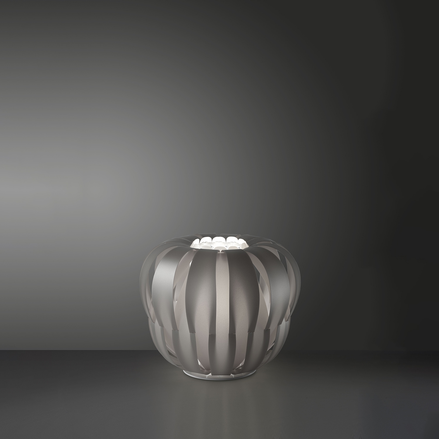 Lampada Da Scrivania Moderna Queen Polilux ® Argento E Metallo Bianco 1 Luce E14 QN/L/19/SVR