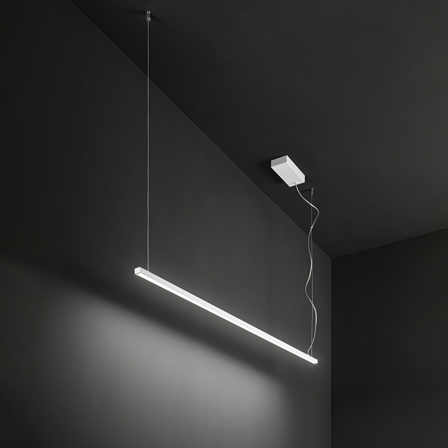 Sospensione Moderna Link Alluminio Bianco Led 35W Dimmetabile Ip20