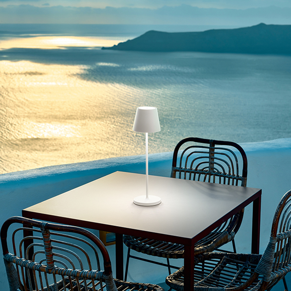Lampada Tavolo Esterno Moderna Diva Alluminio Bianco Led 1,5W 3000K 8124BLC
