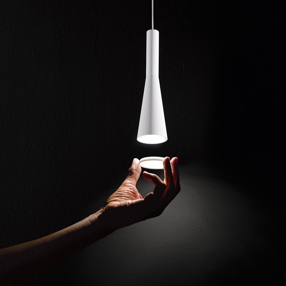 Lampadario Minimal Cone Metallo Bianco Acrilico 5 Luci Led 7W 3000K 8208BLC