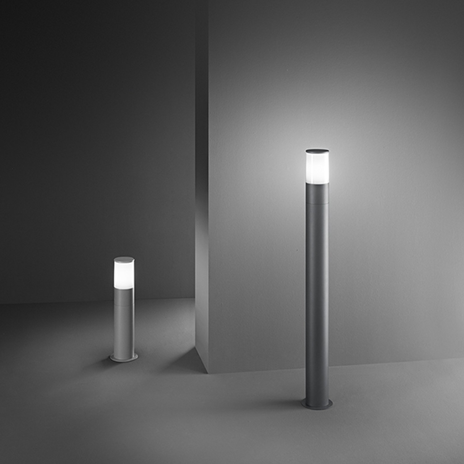 Paletto Esterno Contemporaneo Sigaro Alluminio Antracite 1 Luce E27 Ip54 H90 8328A
