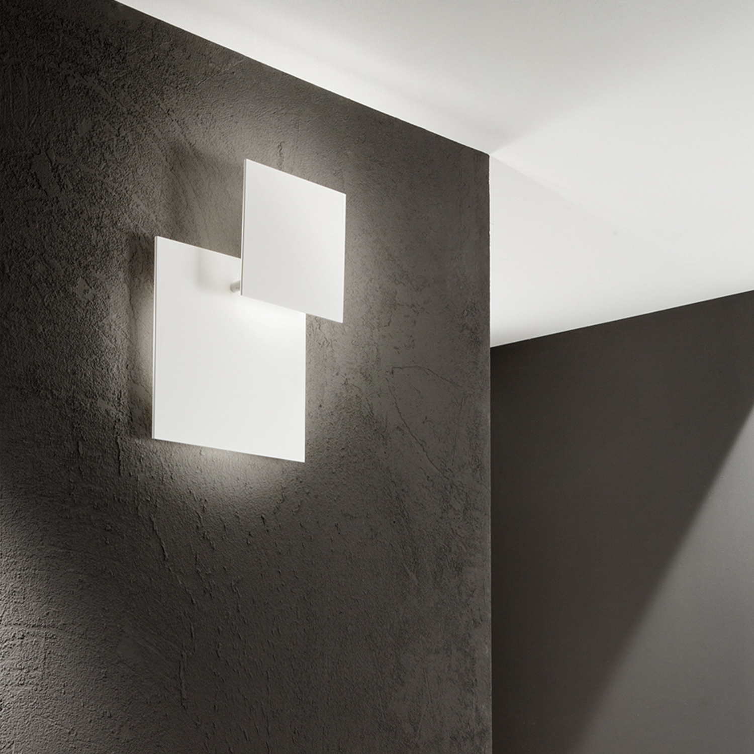 Applique Moderna Post Metallo Bianco Led 48W 3000K Ip20