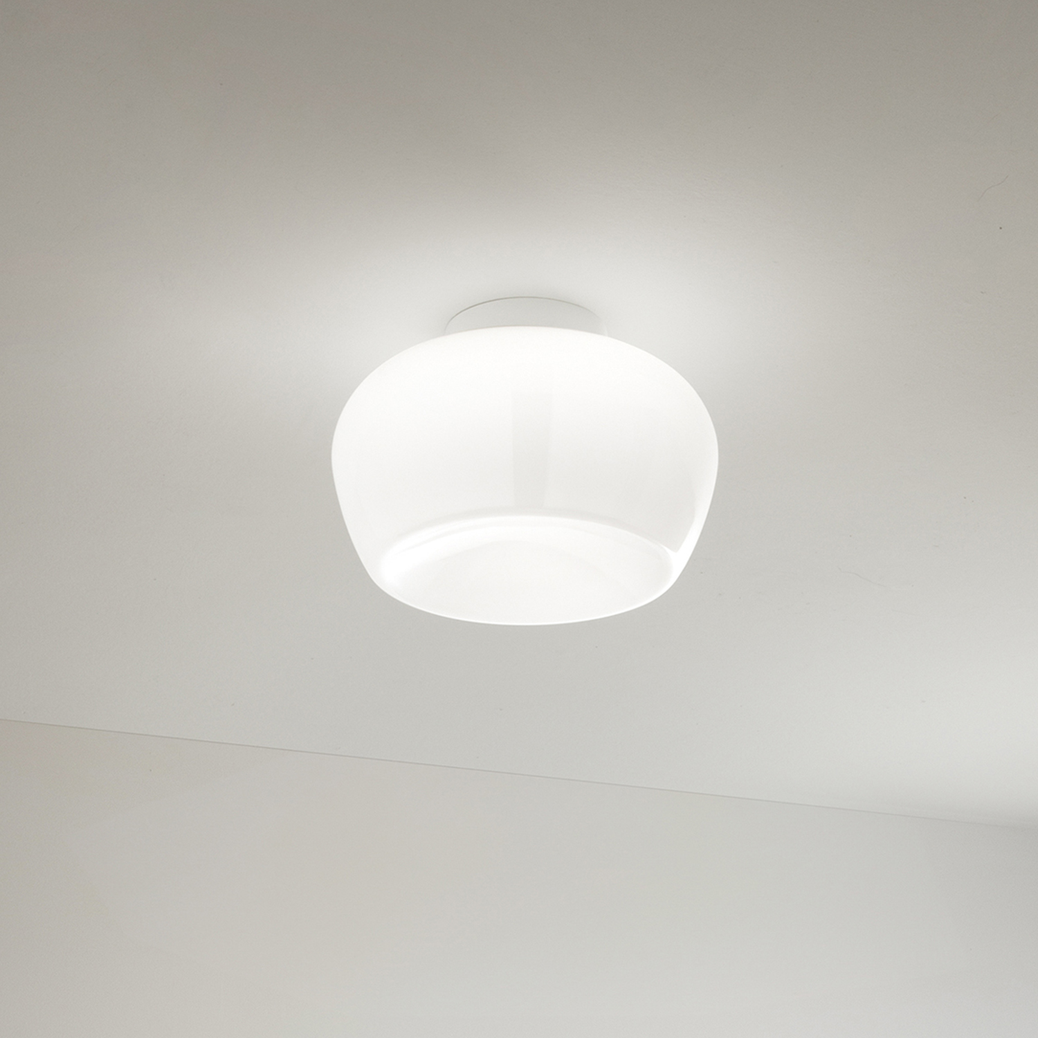 Plafoniera Moderna Kave Metallo Vetro Bianco Led 20W 3000K Dimmerabile Ip20