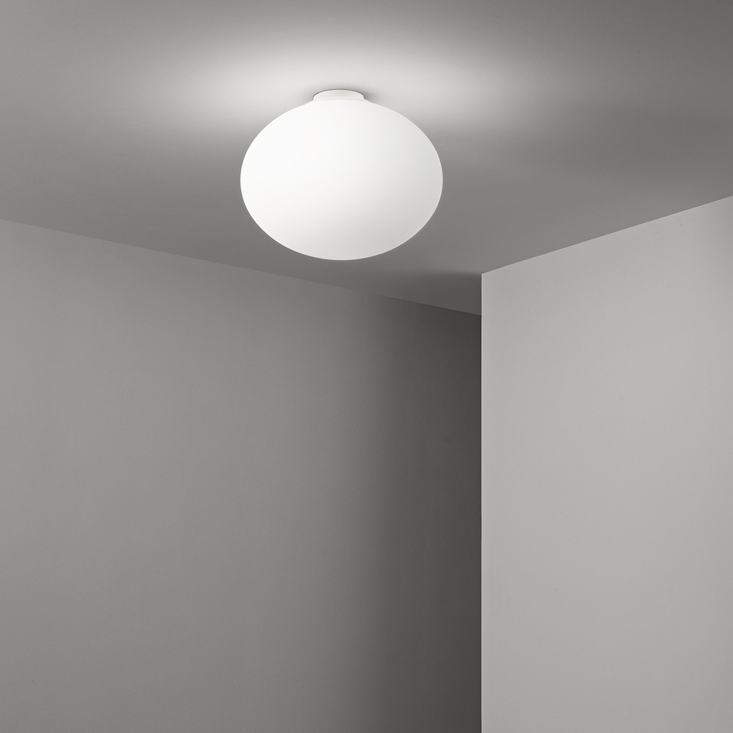 Plafoniera Contemporanea Saturno Vetro Bianco 2 Luci E27 Ip20 D40